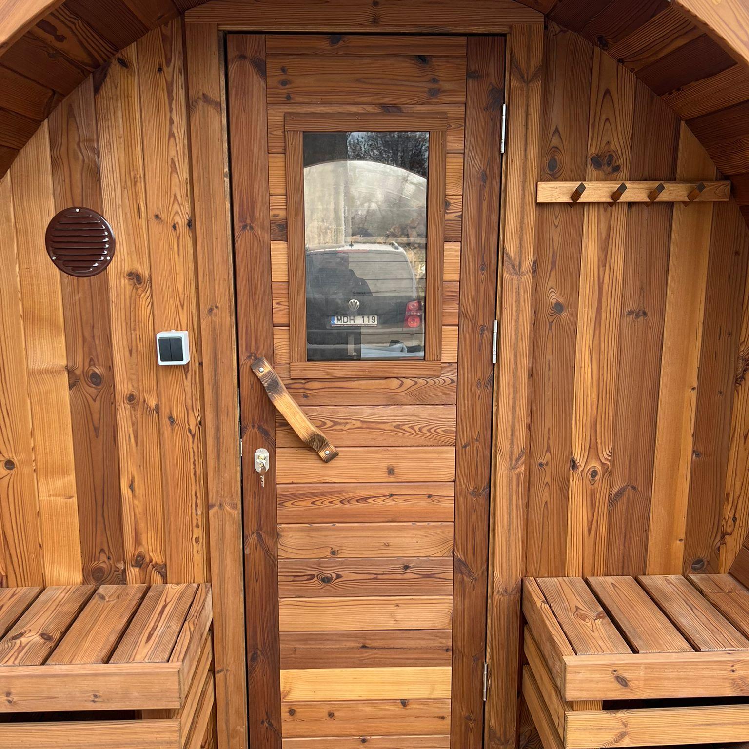 Które drewno do sauny wybrać – świerk skandynawski czy ThermoWood?